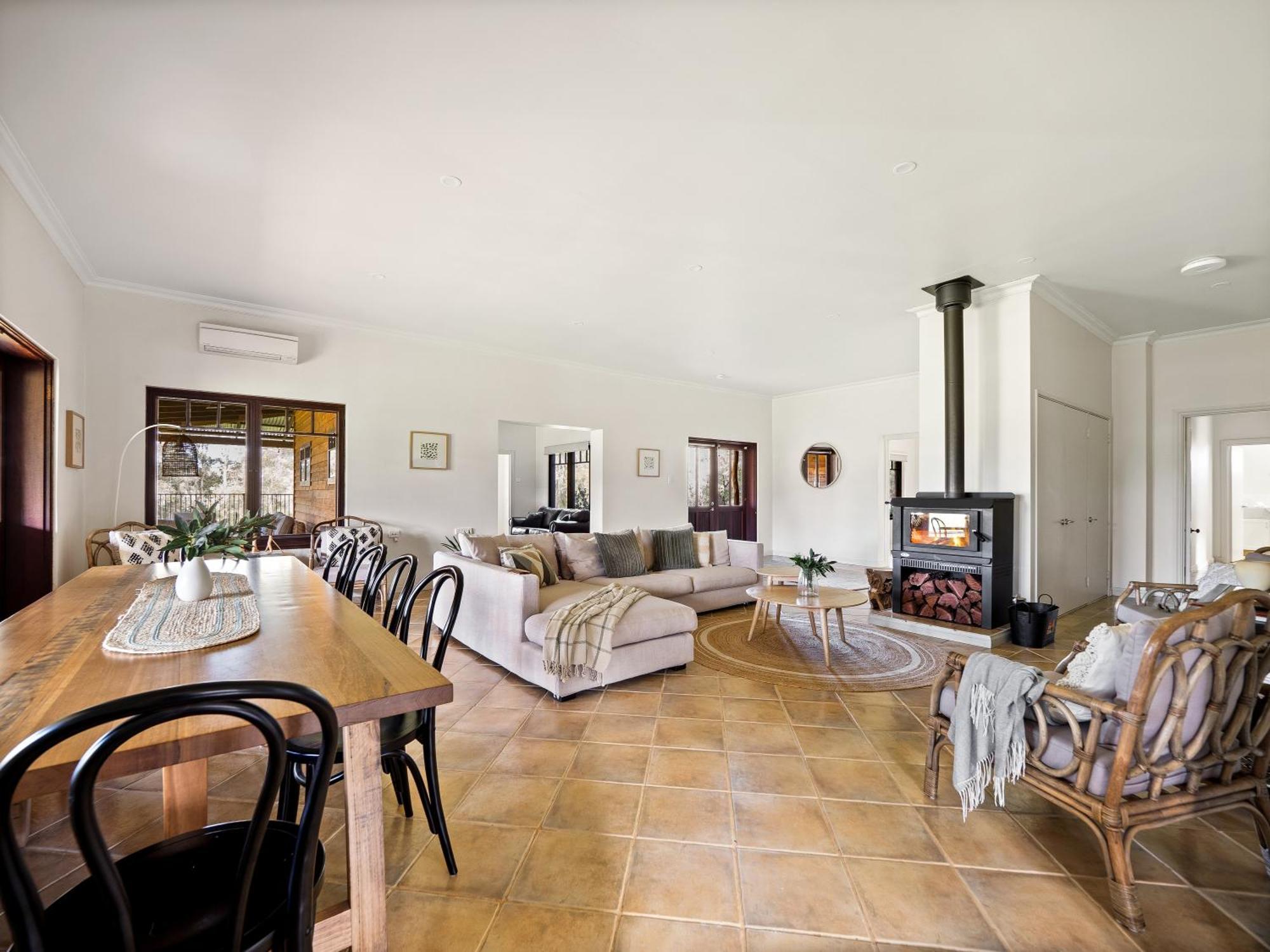 Island Brook Estate Vineyard And Chalets Yelverton Екстер'єр фото